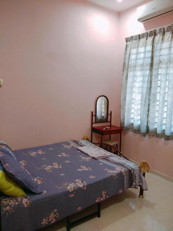 Davallia Homestay Дунгун Экстерьер фото
