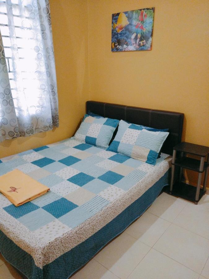 Davallia Homestay Дунгун Экстерьер фото