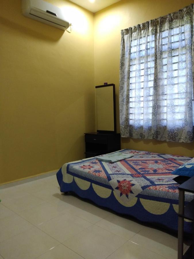 Davallia Homestay Дунгун Экстерьер фото