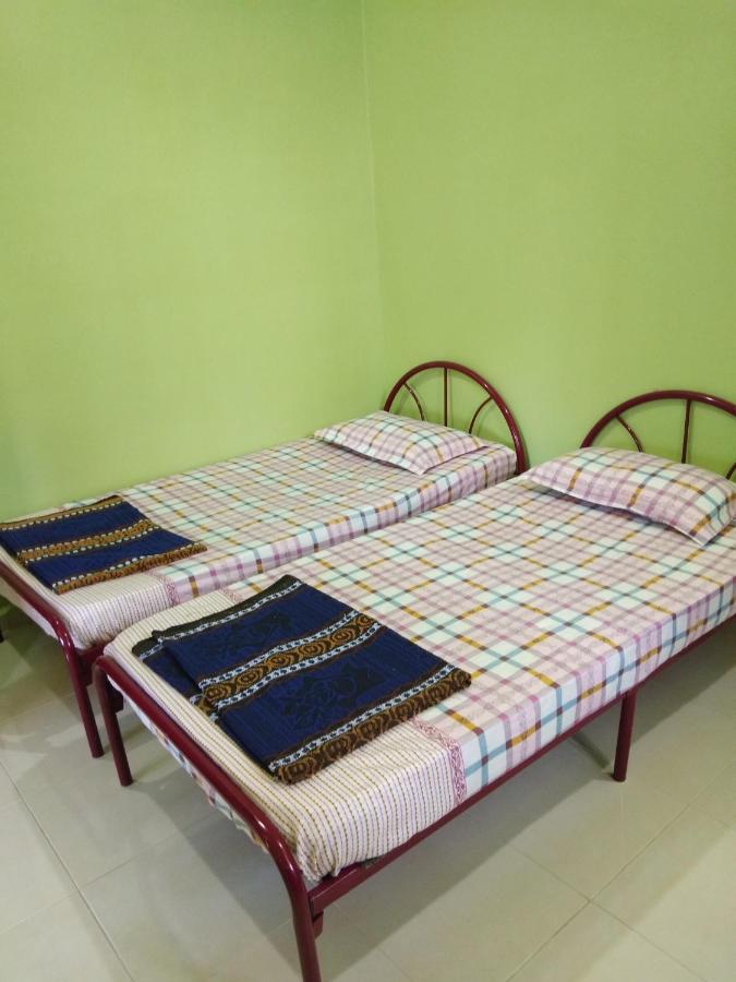Davallia Homestay Дунгун Экстерьер фото