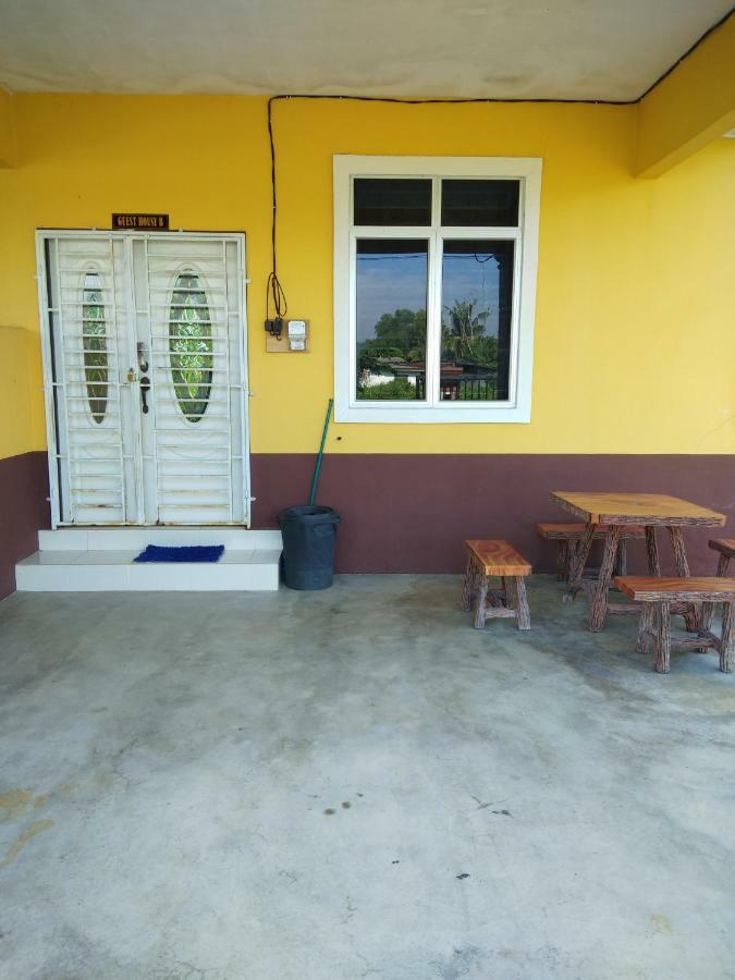 Davallia Homestay Дунгун Экстерьер фото